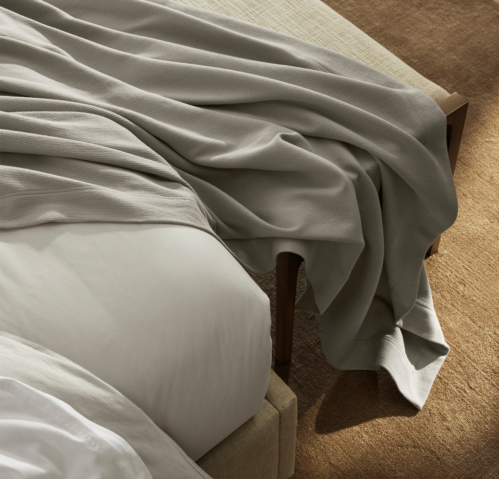 Essential Bed Blanket - Image 11