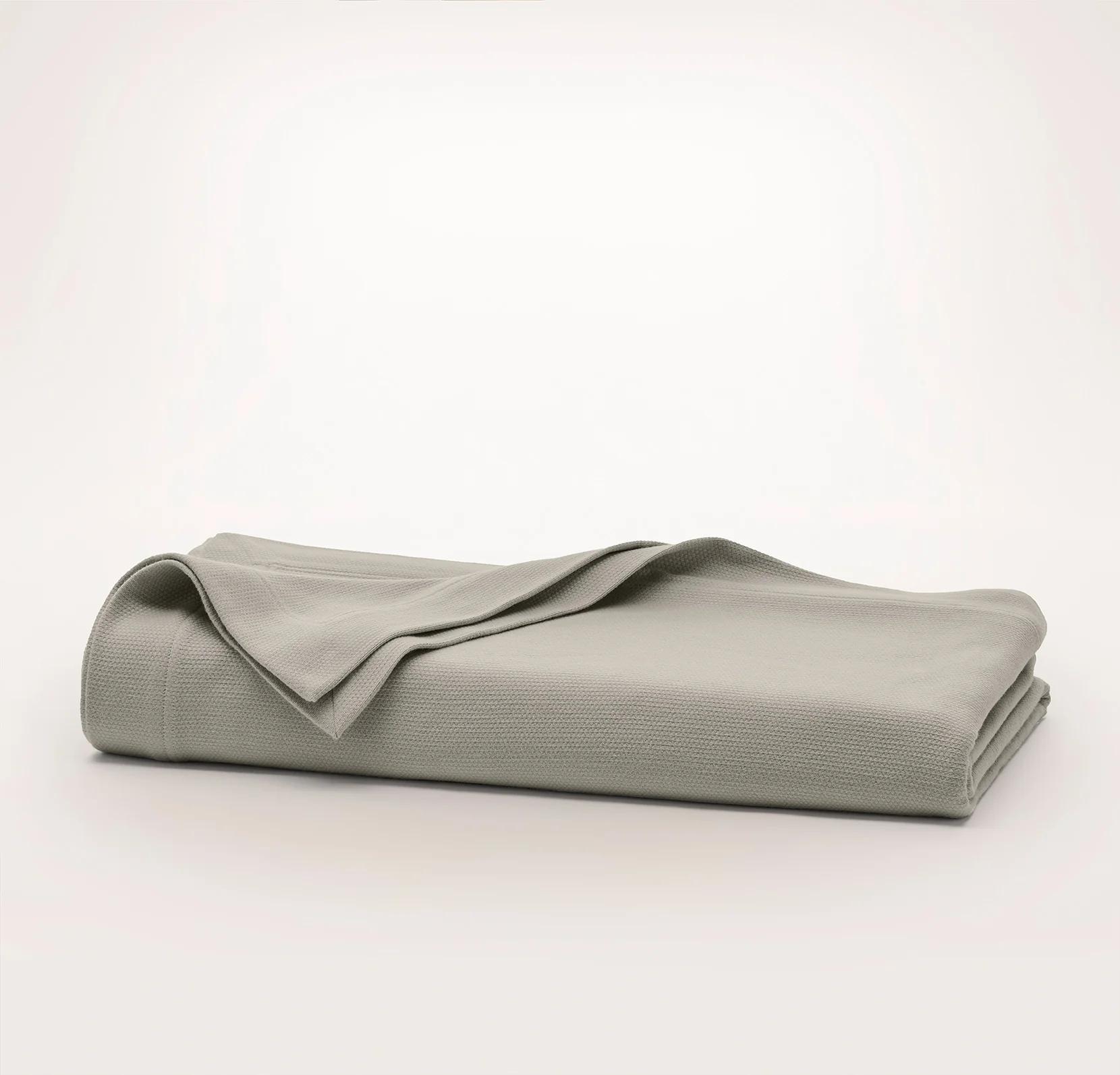 Essential Bed Blanket - Image 3